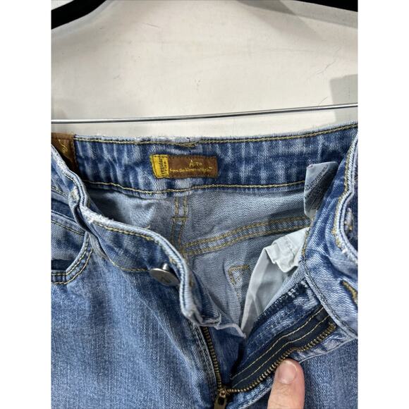 Wrangler Aura Jeans Women's 6R Denim Straight Cut Regular Rise Stretch‎ 32x31 - Picture 4 of 12